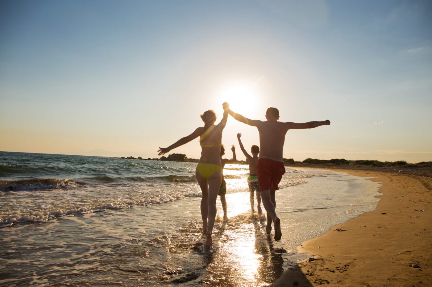 Ados famille sur la plage